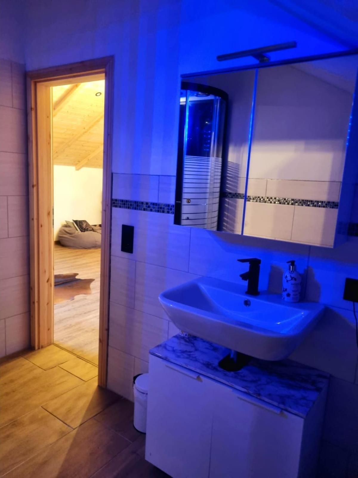 Game Changer Hof Appartment เอกิง ภายนอก รูปภาพ